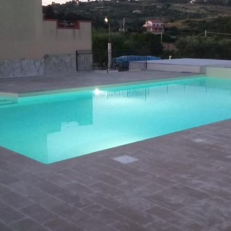 Villa Le Torri Racalmuto Eksteriør billede